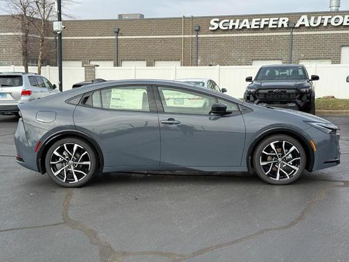 2026 Toyota Prius Plug-In Hybrid XSE