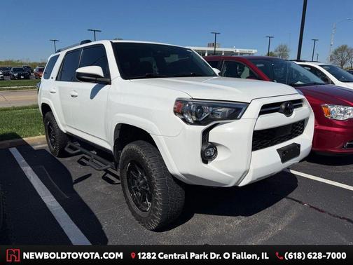 Super White 2021 Toyota 4Runner SR5