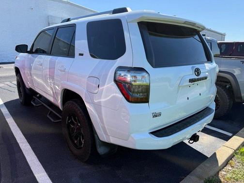 Super White 2021 Toyota 4Runner SR5