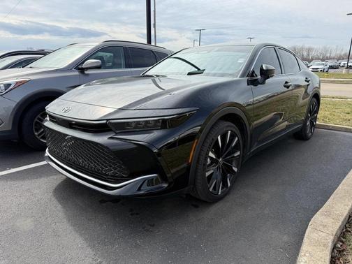 2025 Toyota Crown Platinum