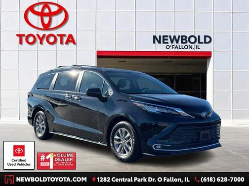 2022 Toyota Sienna XLE