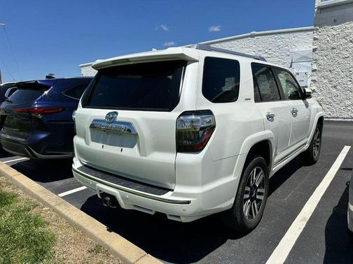 Blizzard Pearl 2019 Toyota 4Runner Limited