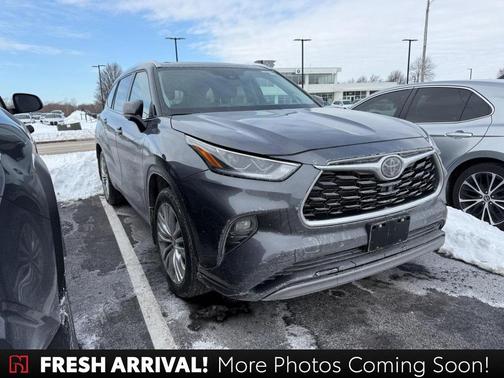 2024 Toyota Highlander Platinum