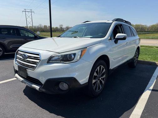 Crystal White Pearl 2017 Subaru Outback 2.5i Limited