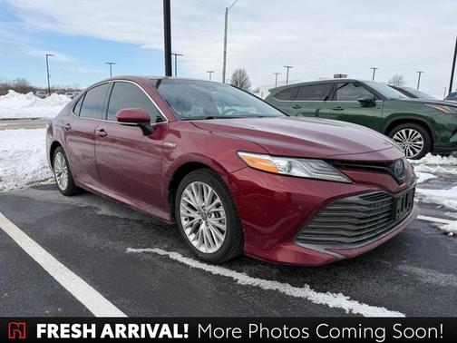 2018 Toyota Camry Hybrid XLE