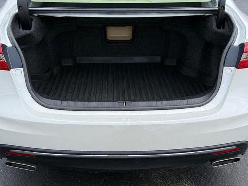 2017 Toyota Avalon XLE Premium