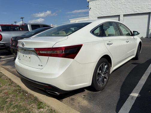 2017 Toyota Avalon XLE Premium