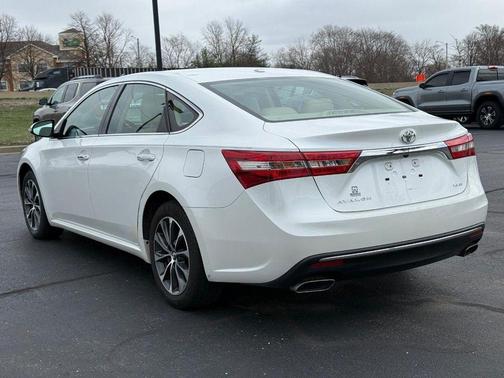 2017 Toyota Avalon XLE Premium