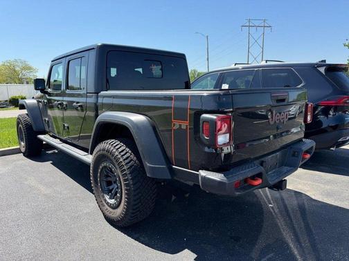 Black Clearcoat 2021 Jeep Gladiator Mojave 4x4