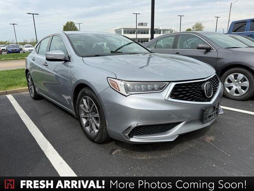 Lunar Silver Metallic 2019 Acura TLX FWD