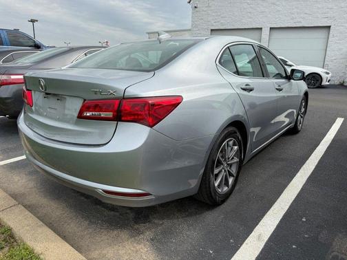 Lunar Silver Metallic 2019 Acura TLX FWD