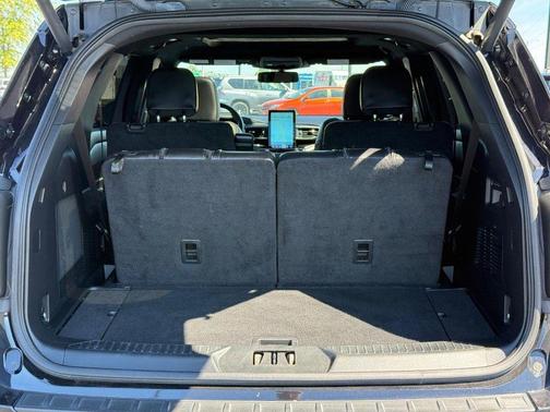 Agate Black Metallic 2023 Ford Explorer ST