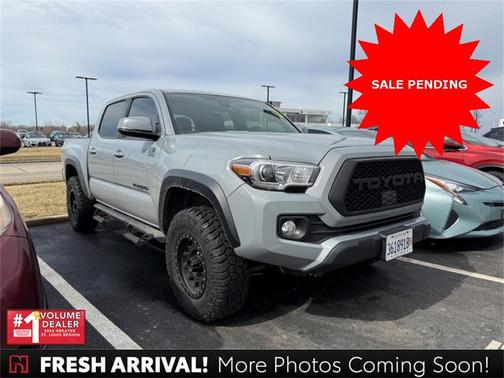 Cement 2020 Toyota Tacoma TRD Off Road