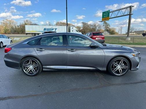 2022 Honda Accord Hybrid Touring