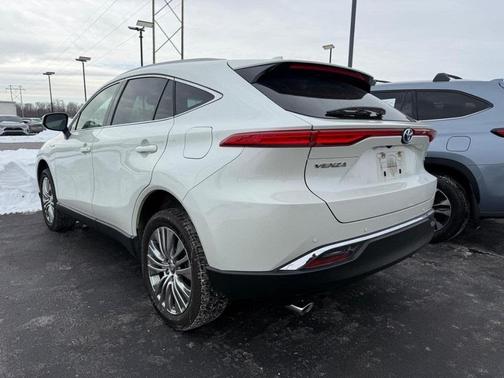 2021 Toyota Venza XLE