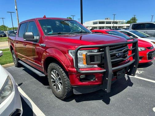 Ruby Red Metallic 2018 Ford F-150 XLT