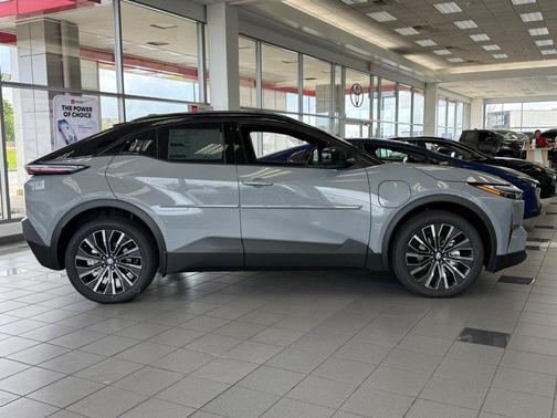 Cement with Midnight Black Metallic roof [extra_cost_color] 2026 Toyota C-HR XSE