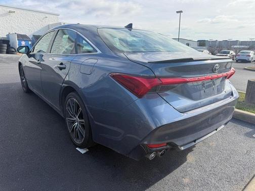 2022 Toyota Avalon Touring