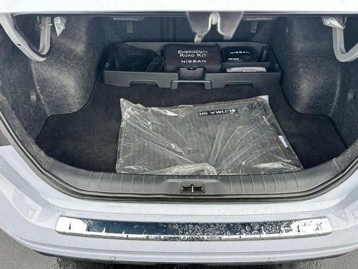 2023 Nissan Altima SR FWD