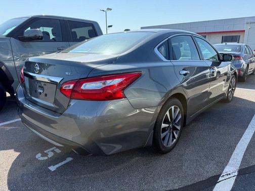 Gun Metallic 2016 Nissan Altima 2.5 SL