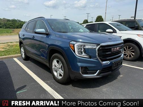 Downpour Metallic 2024 GMC Terrain SLE