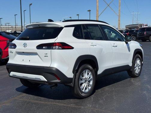 2026 Toyota Corolla Cross LE