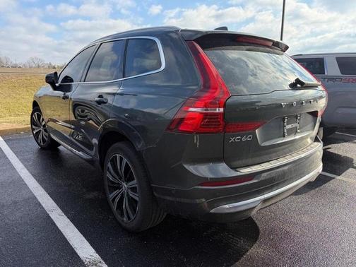 2022 Volvo XC60 B5 Inscription