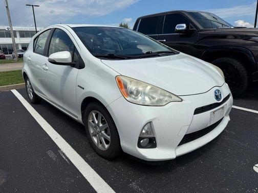 Moonglow 2012 Toyota Prius c Four
