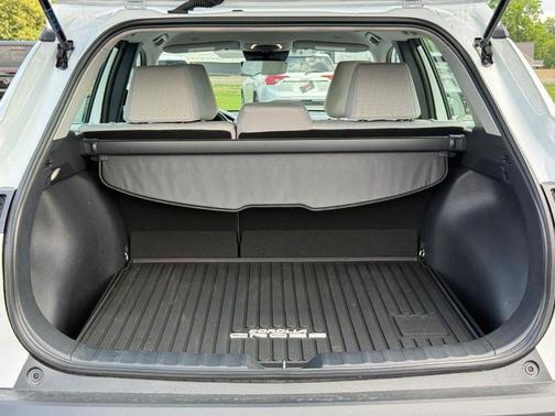 Wind Chill Pearl 2026 Toyota Corolla Cross L