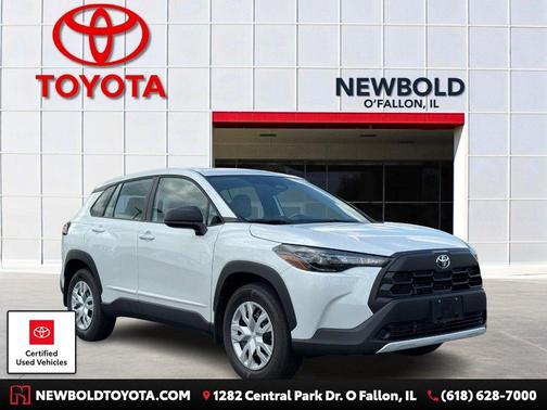 Wind Chill Pearl 2026 Toyota Corolla Cross L