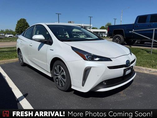 Wind Chill Pearl 2021 Toyota Prius XLE