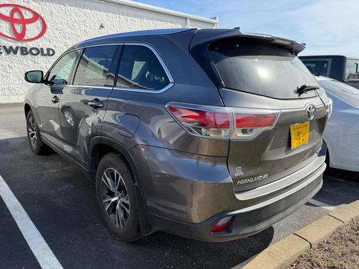 2016 Toyota Highlander XLE