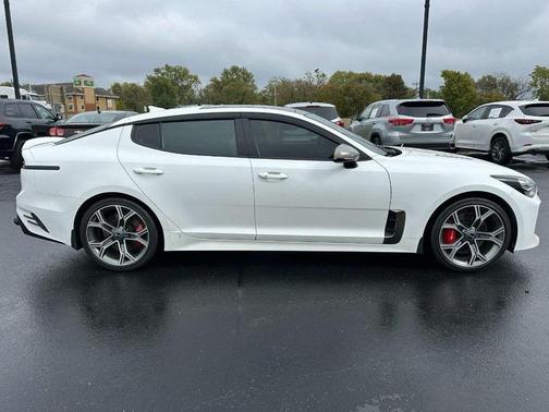2020 Kia Stinger GT2