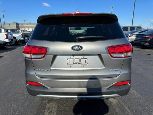 2017 Kia Sorento EX
