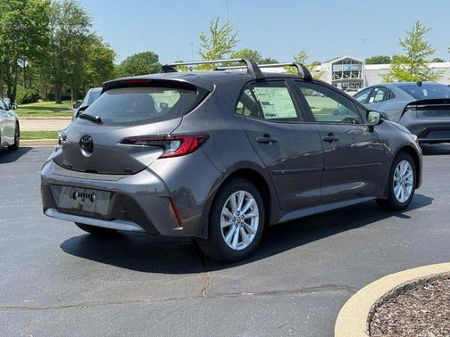 Magnetic Gray Metallic 2026 Toyota Corolla SE