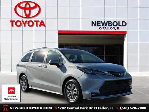 2024 Toyota Sienna XLE