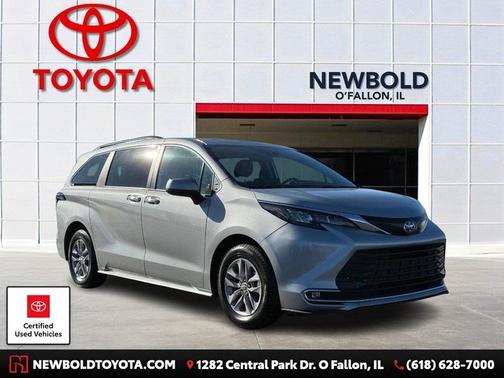 2024 Toyota Sienna XLE