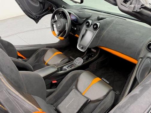 2019 McLaren 570S Spider