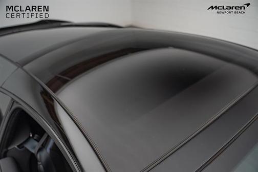 2023 McLaren GT Base