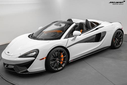 Photo 3 of 25 of 2018 McLaren 570S Spider
