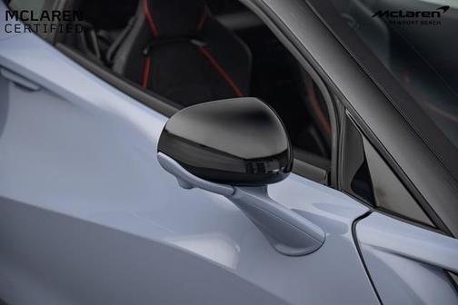 2024 McLaren Artura Base