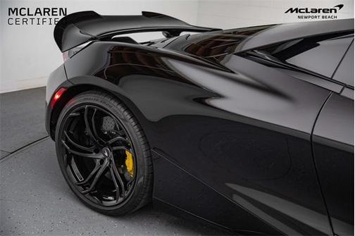 2024 McLaren 750S Base