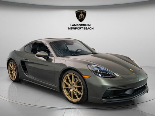 Aventurine Green Metallic 2025 Porsche 718 Cayman GTS 4.0