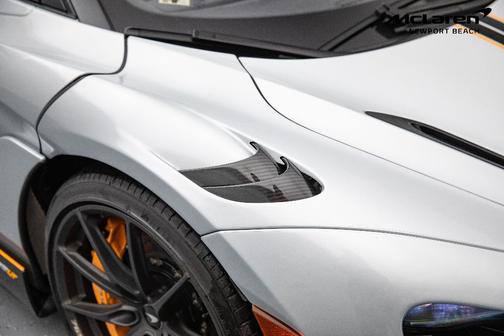 2021 McLaren 765LT Base