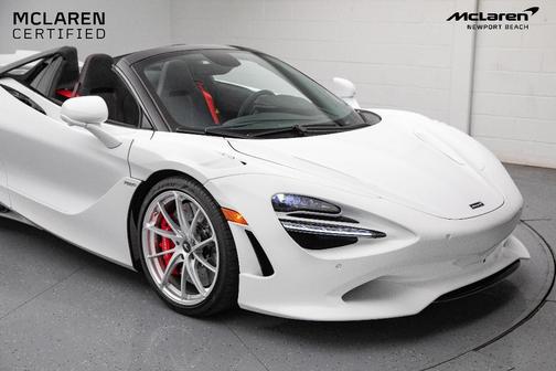 2024 McLaren 750S Base