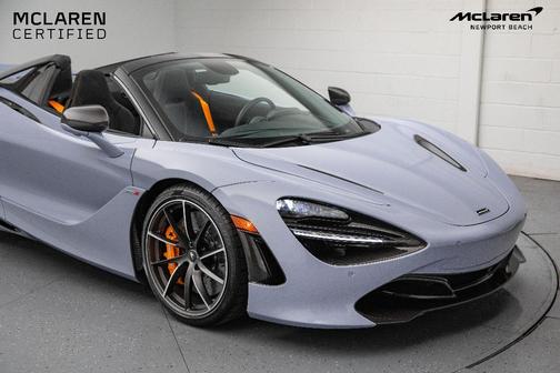 2023 McLaren 720S Performance