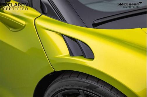 2025 McLaren Artura Base