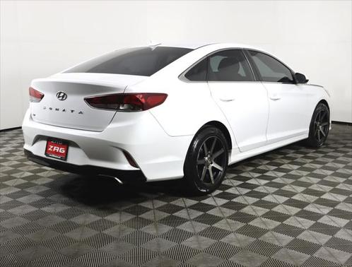 2018 Hyundai SONATA SE