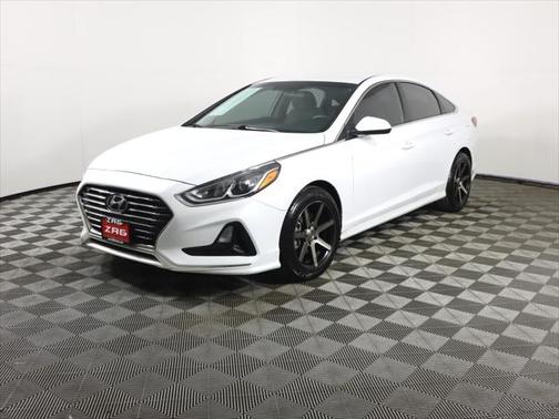 2018 Hyundai SONATA SE