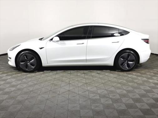 2019 Tesla Model 3 Standard Range